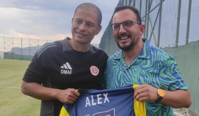 Alex de Souza’ya yoğun ilgi! Antalyaspor, Burdur’da kamp yapıyor…