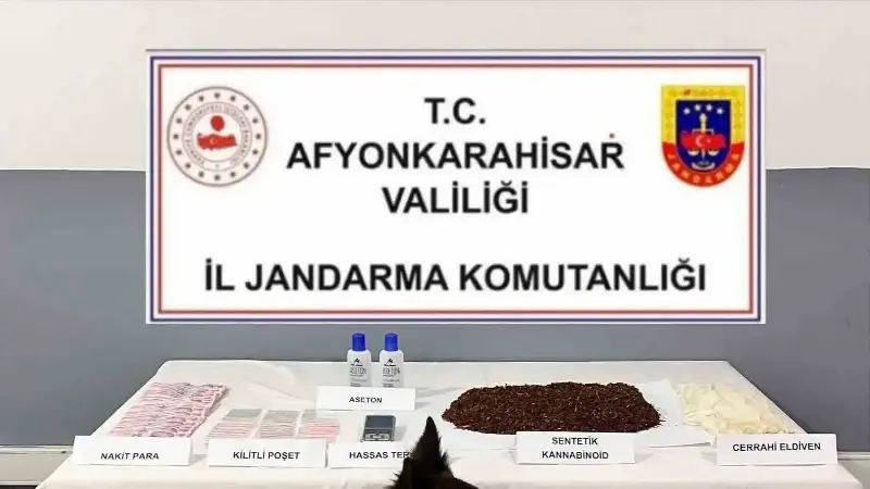 Aseton ve tütünle uyuşturucu yapan 2 kişi tutuklandı