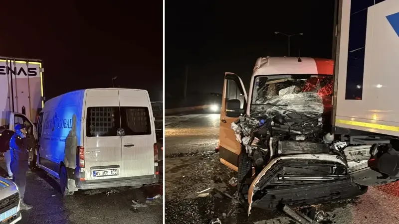 Edirne’de tıra çarpan panelvanın sürücüsü yaralandı