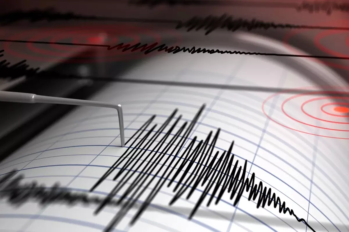 Sındırgı’da 3.6 ve 4.3 büyüklüğünde deprem