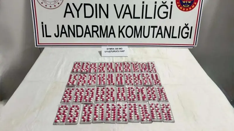 Aydın’da otomobilden uyuşturucu haplar çıktı: Sürücü gözaltına alındı