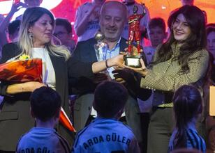 Bolu’da ‚2025 Yılın Sporcusu‘ ödülü Arda Güler’e verildi