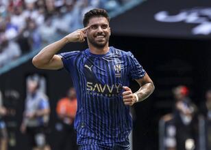 Galatasaray, Ruben Neves’i listeye aldı!