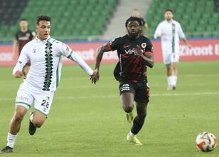 Sakaryaspor Başkanı Kıratlı istifa etti