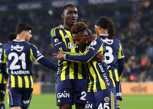 Dorgeles Nene’den Fenerbahçe’de ilk hat-trick!