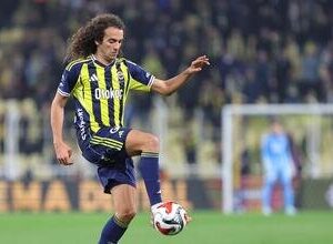 Guendouzi’den Domenico Tedesco’ya destek