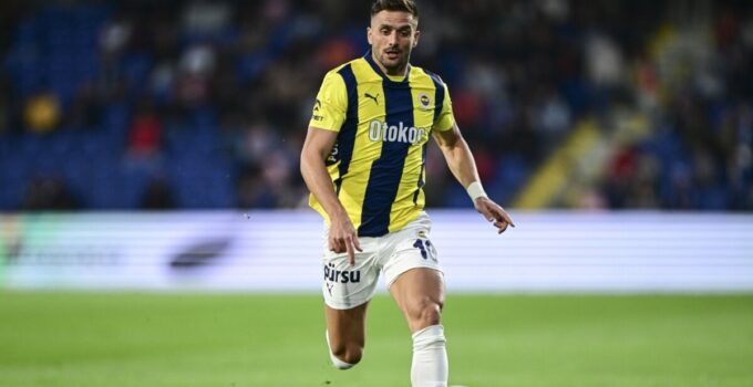 Dusan Tadic, Hollanda’ya imza atmaya gitti!