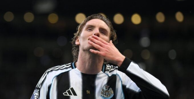 Newcastle’da 75 milyon euroluk Woltemade yolcu
